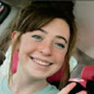 Meet your Posher, Elise